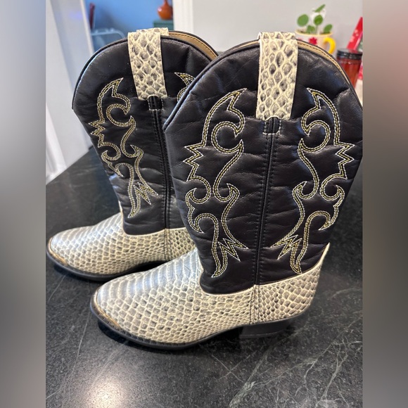 American West Trading Company Other - AMERICAN WEST Trading Company Cowboy Boot. Perfect condition!